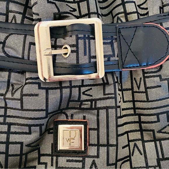 Diane Von Furstenberg DVF Large Logo Laptop Pocket Randa Travel Tote Bag NWOT - Picture 4 of 15